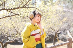 Singing Cosplayer Hikari releases Yume to Hazakura remix