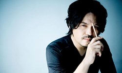 Hidetaka Tenjin Receieves Comic-Con International's Inkpot Award