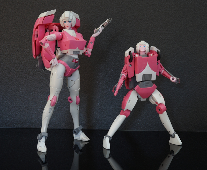 Masterpiece Arcee and Missing Link Arcee